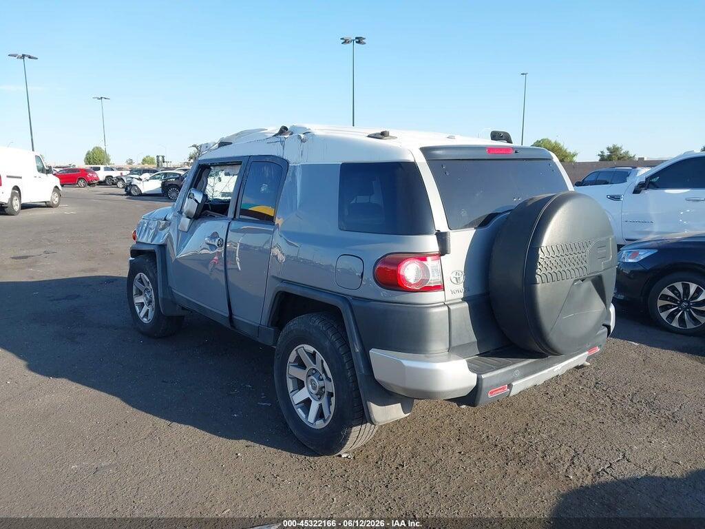 JTEZU4BFXEK013785 2014 TOYOTA FJ CRUISER photo no. 3
