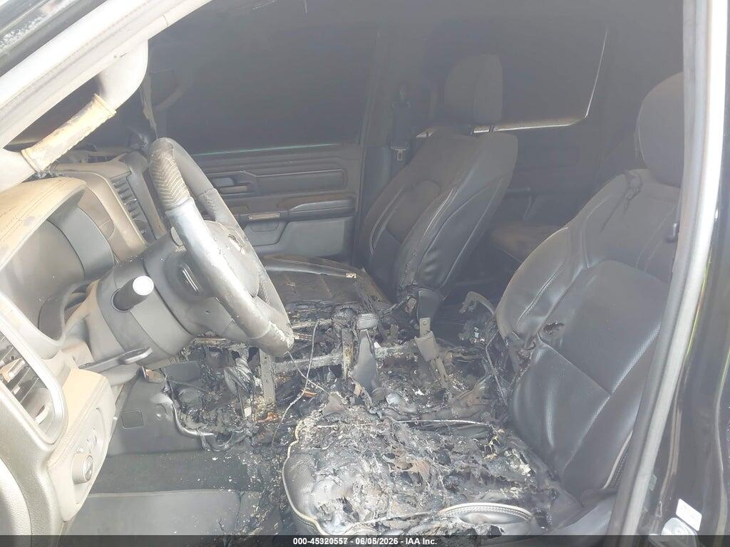 1C6SRFHT5KN525875 2019 RAM 1500 photo no. 6
