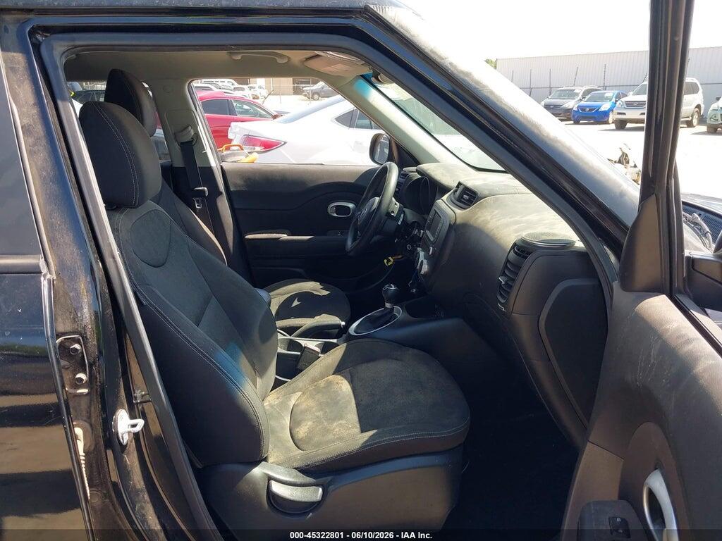 KNDJN2A23H7489644 2017 KIA SOUL photo no. 5