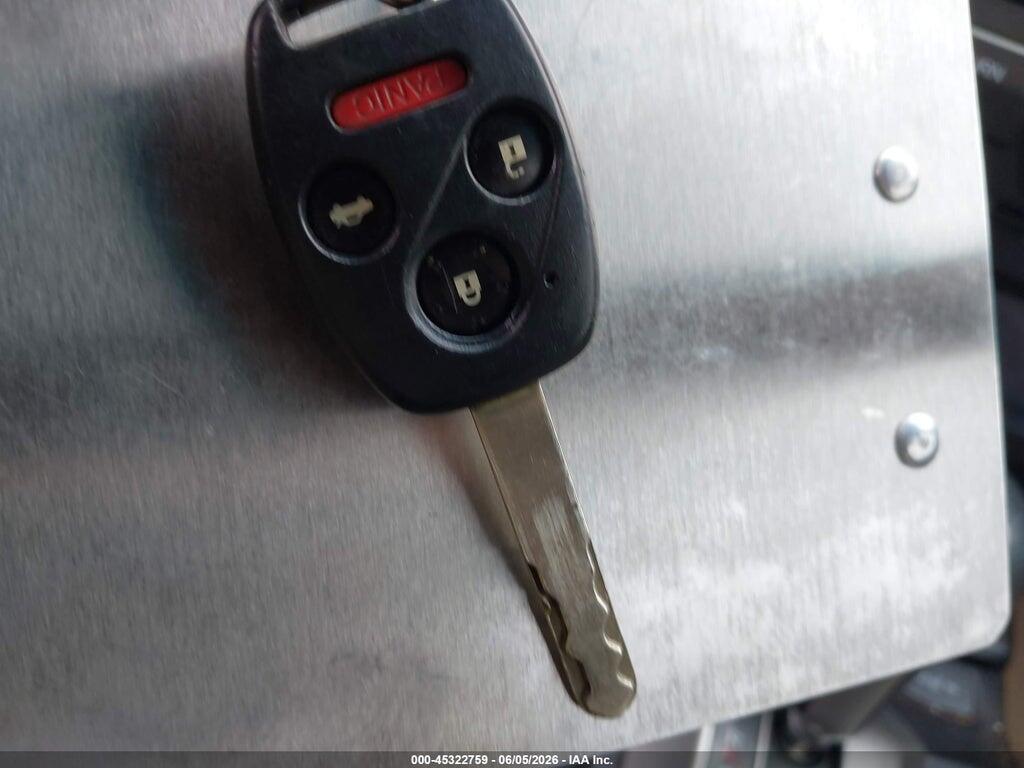 1HGCP26808A004073 2008 HONDA ACCORD photo no. 11