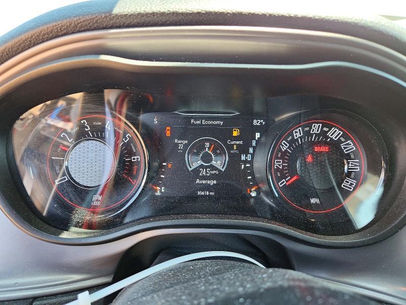 2023 DODGE CHALLENGER GT — Фото 9 из 12