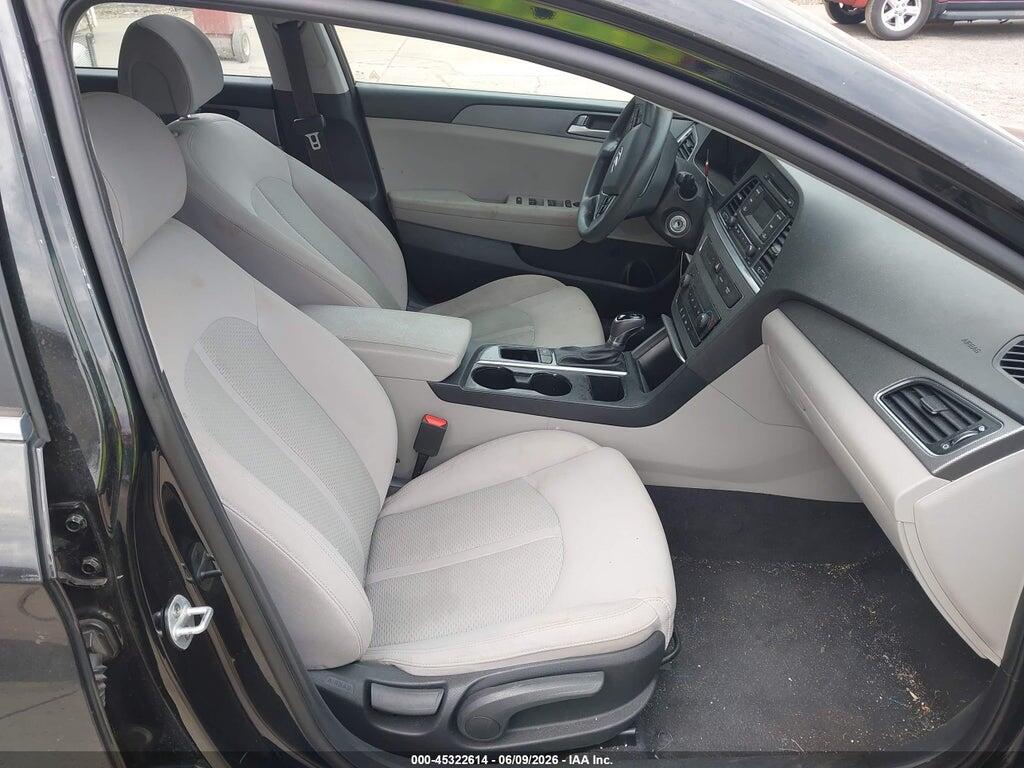 5NPE24AF4HH489964 2017 HYUNDAI SONATA photo no. 5