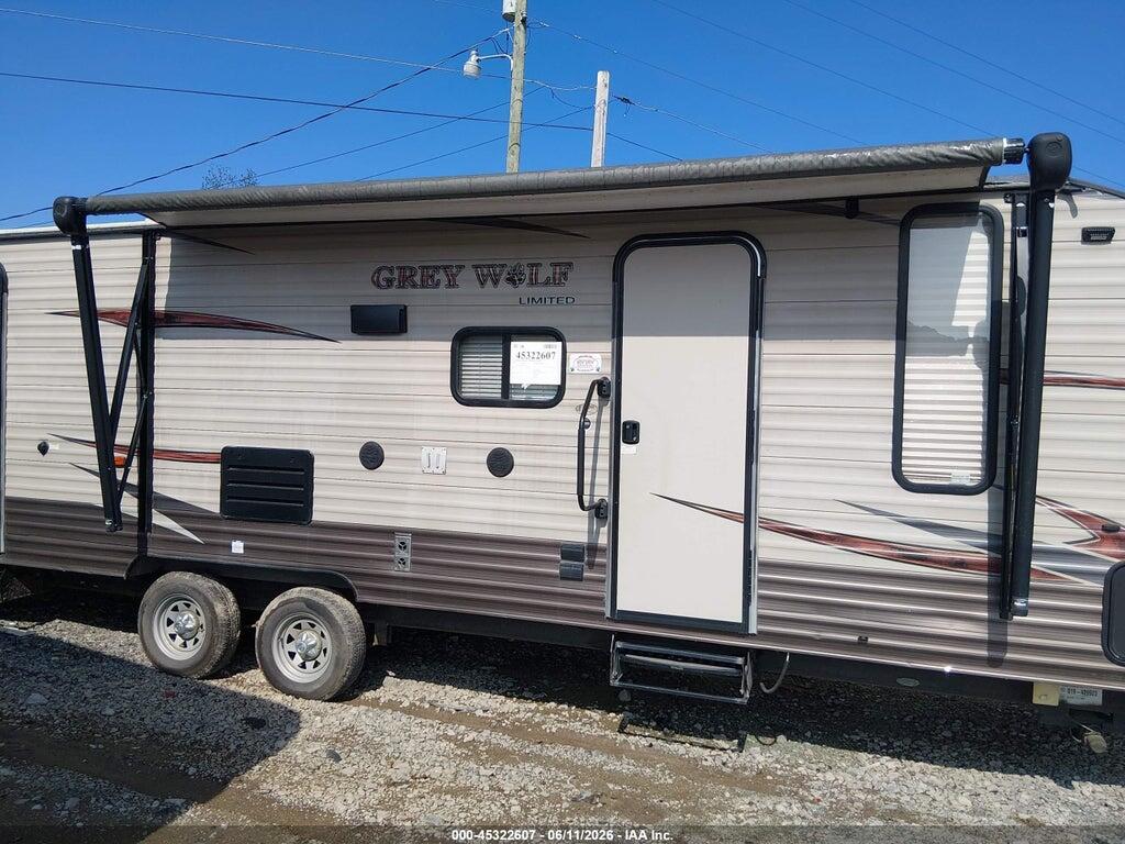 4X4TCKB2XHK039137 2017 FOREST RIVER CHEROKEE GREY WOLF 26DBH TRAVEL TRAILER photo no. 12