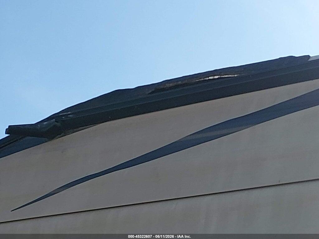 4X4TCKB2XHK039137 2017 FOREST RIVER CHEROKEE GREY WOLF 26DBH TRAVEL TRAILER photo no. 6
