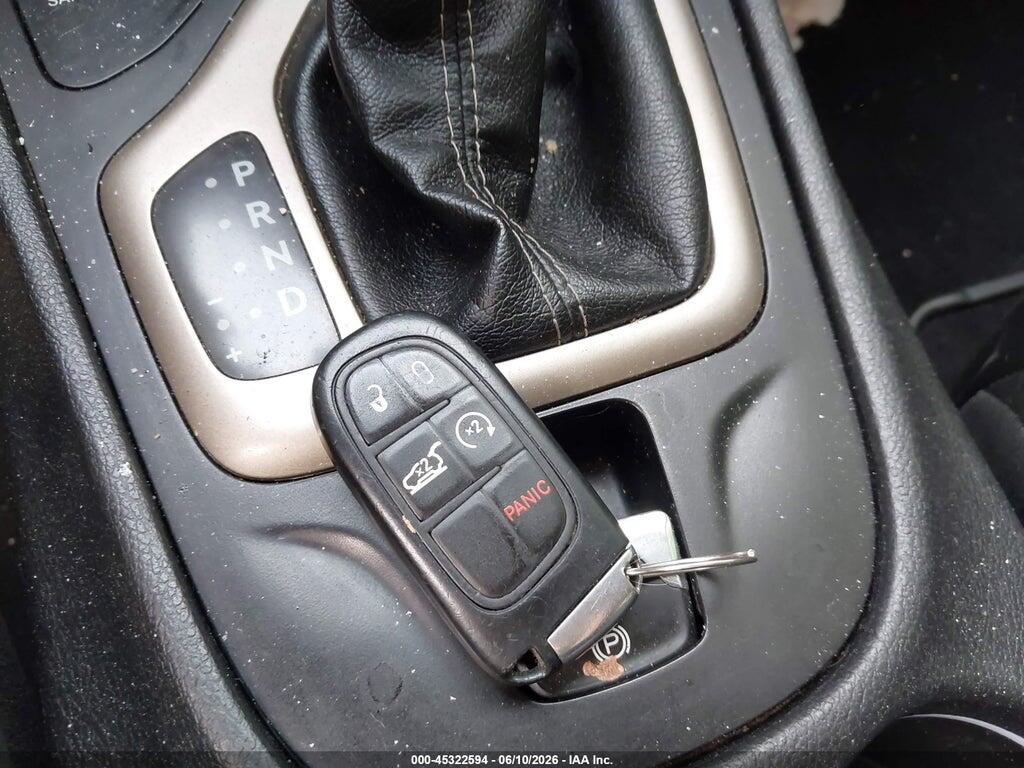 1C4PJMDX7JD610112 2018 JEEP CHEROKEE photo no. 11