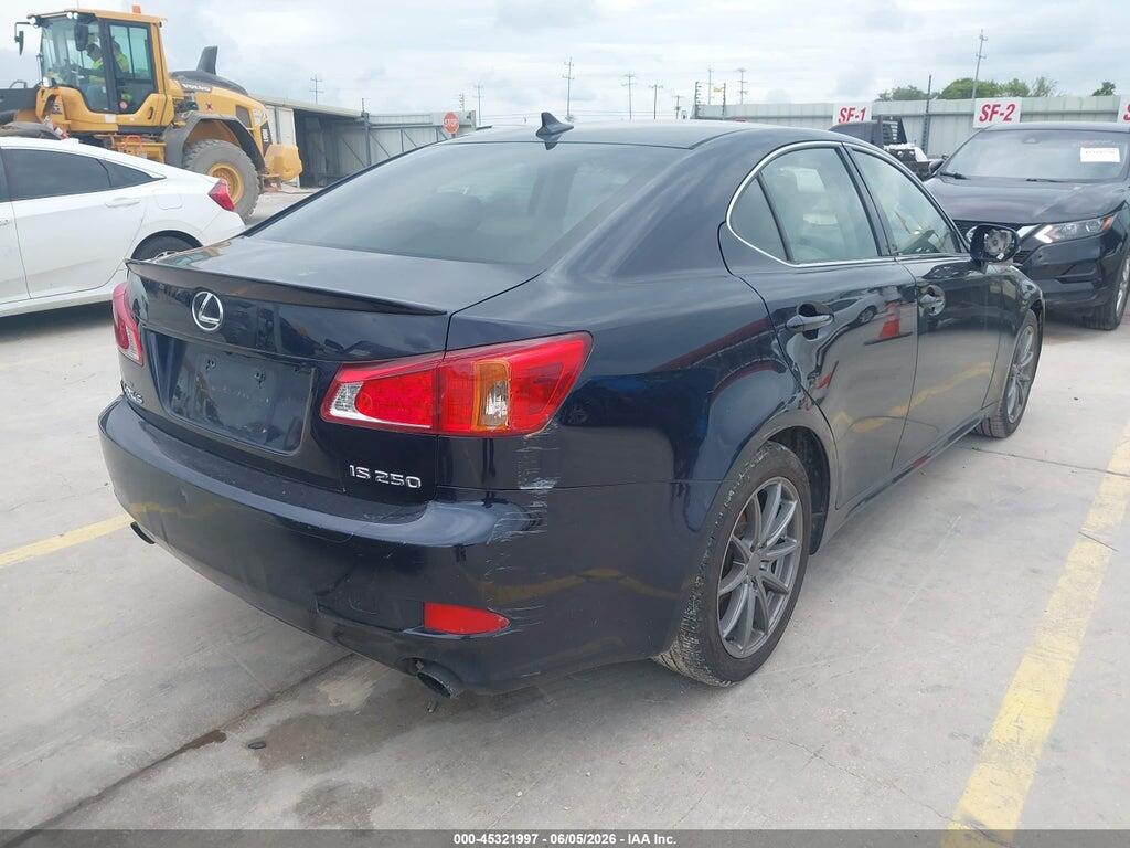 JTHBF5C22A5119544 2010 LEXUS IS 250 photo no. 4
