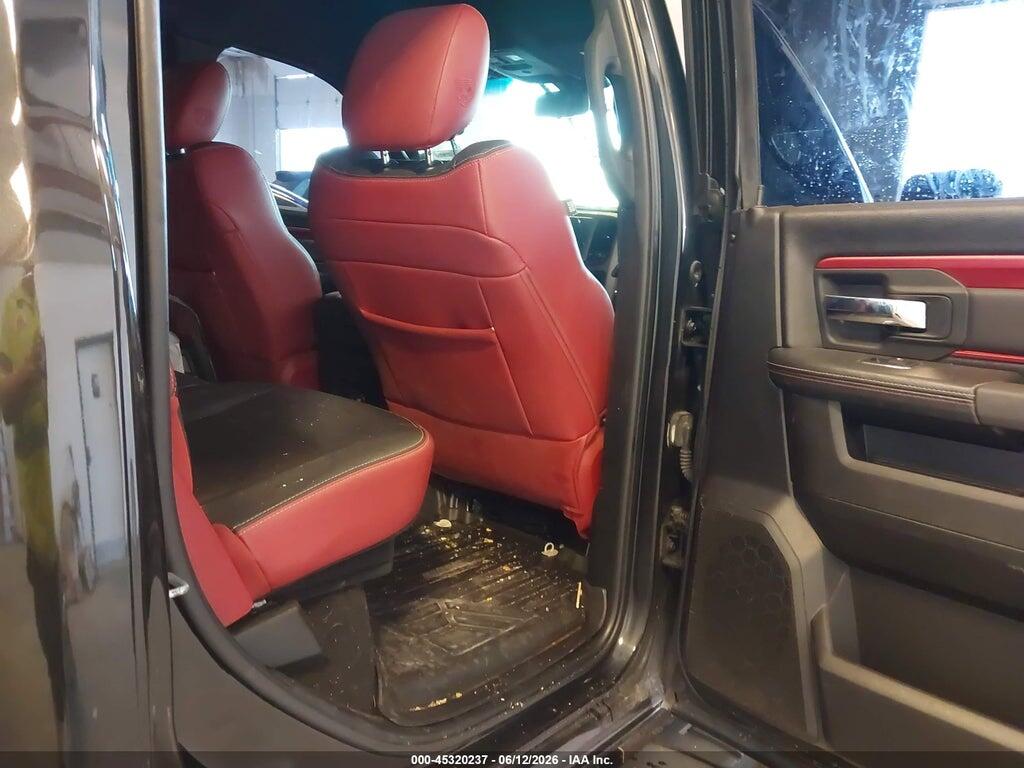 1C6RR7YT1JS234830 2018 RAM 1500 photo no. 8