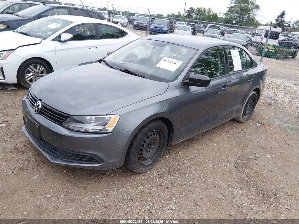 3VW2K7AJ1CM305265 2012 VOLKSWAGEN JETTA photo no. 2