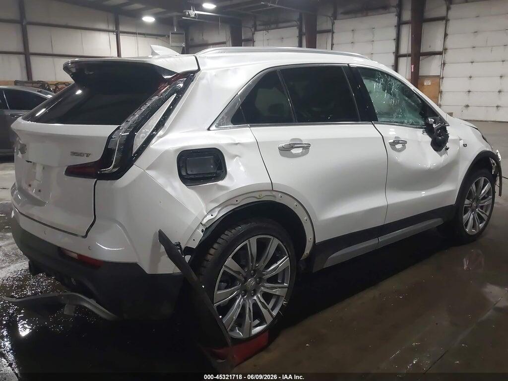 1GYFZDR41LF056408 2020 CADILLAC XT4 photo no. 4