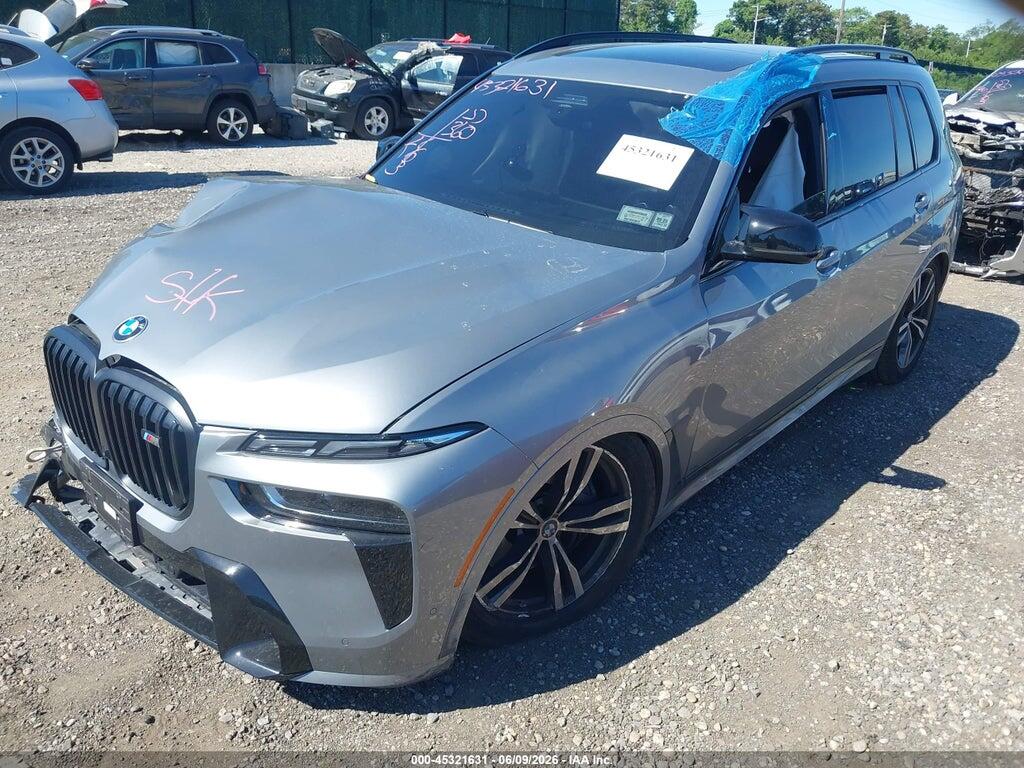 5UX33EM08T9103645 2026 BMW X7 photo no. 2