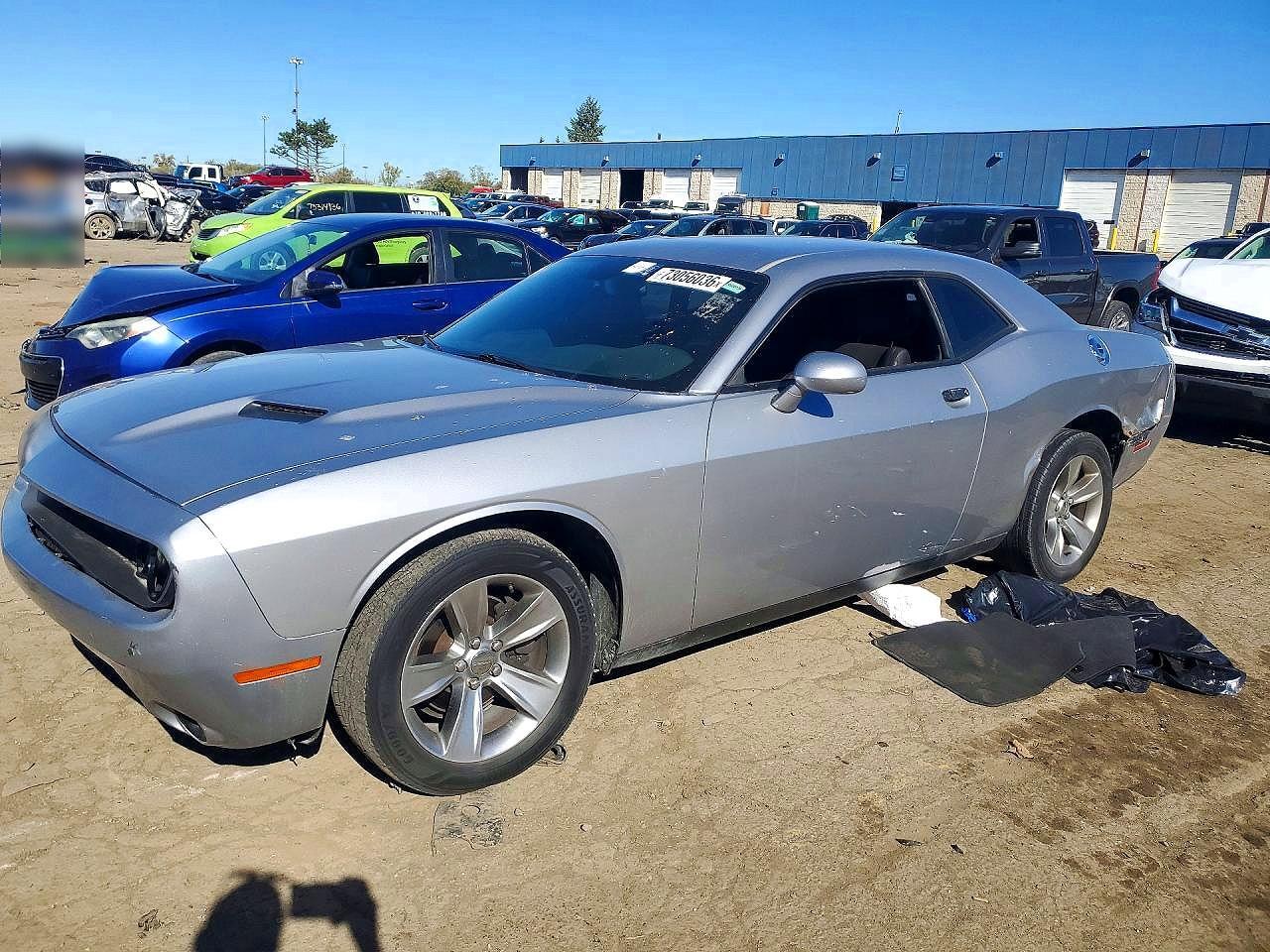 2016 DODGE CHALLENGER SXT