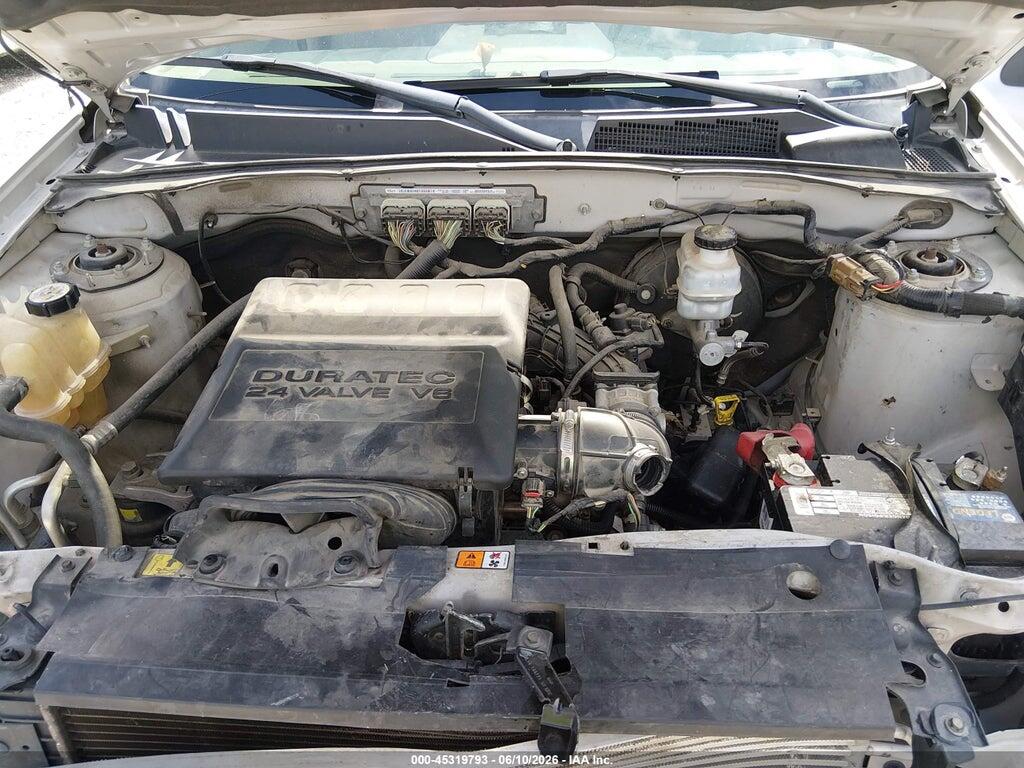 1FMCU9DG9BKB02753 2011 FORD ESCAPE photo no. 10
