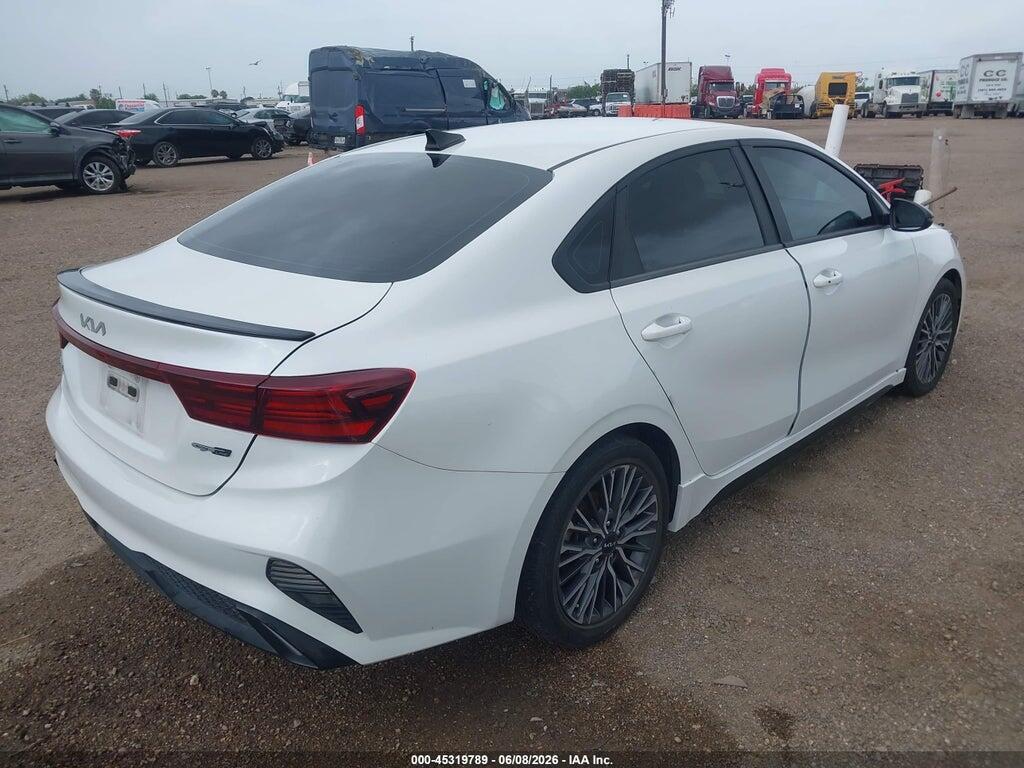 3KPF54AD9PE658440 2023 KIA FORTE photo no. 4