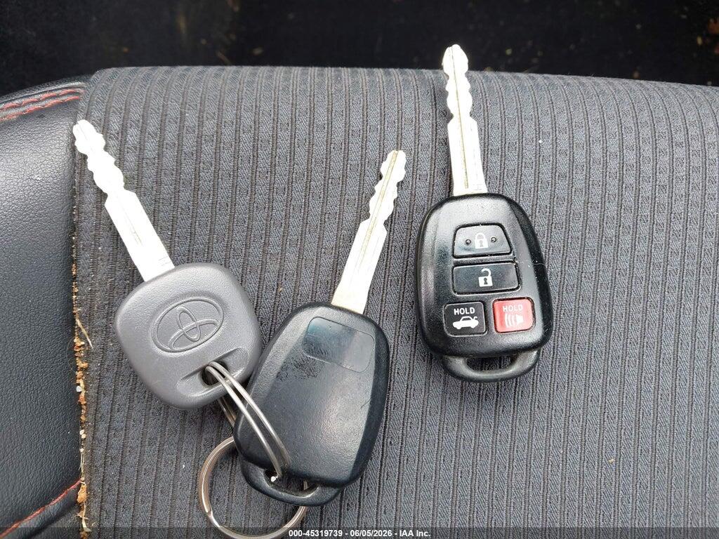 4T1BF1FK8GU535825 2016 TOYOTA CAMRY photo no. 11