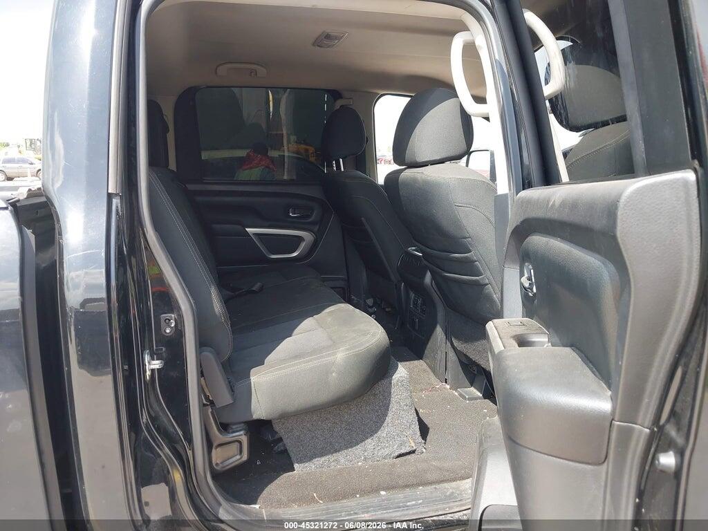 1N6AA1F49JN521608 2018 NISSAN TITAN XD photo no. 8