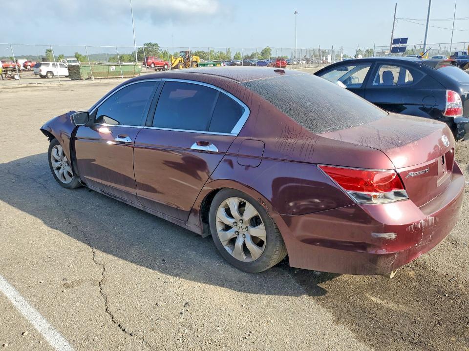 1HGCP36828A006252 2008 HONDA ACCORD photo no. 2