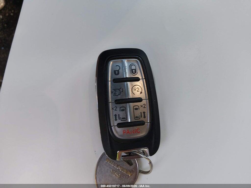 2C4RC1DG7MR549637 2021 CHRYSLER VOYAGER photo no. 11