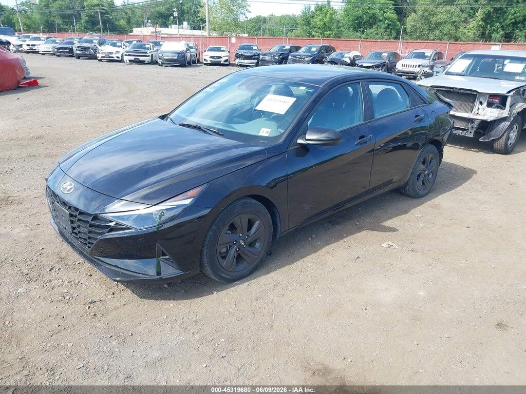 KMHLM4AG7PU468780 2023 HYUNDAI ELANTRA photo no. 2