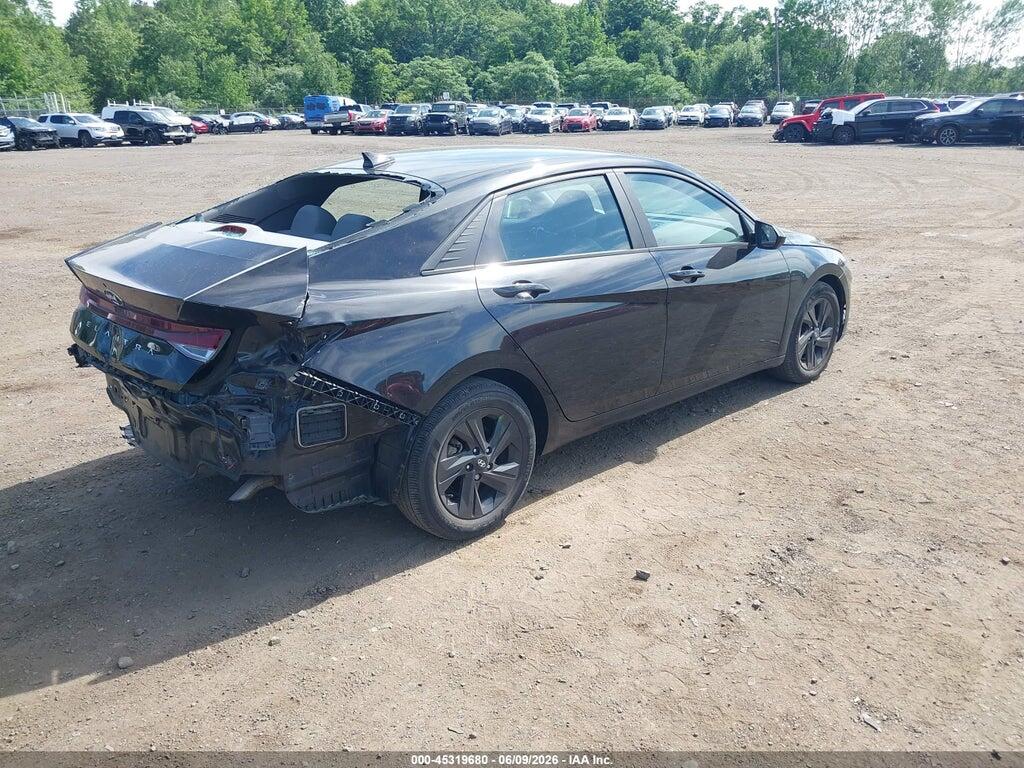 KMHLM4AG7PU468780 2023 HYUNDAI ELANTRA photo no. 4