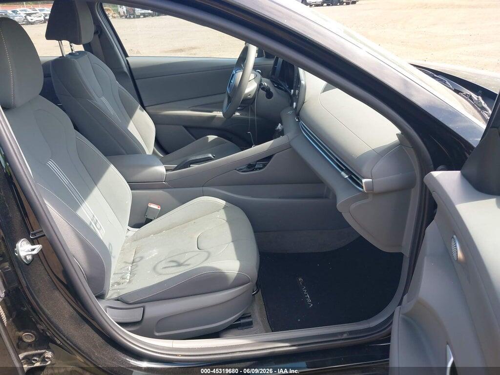 KMHLM4AG7PU468780 2023 HYUNDAI ELANTRA photo no. 5