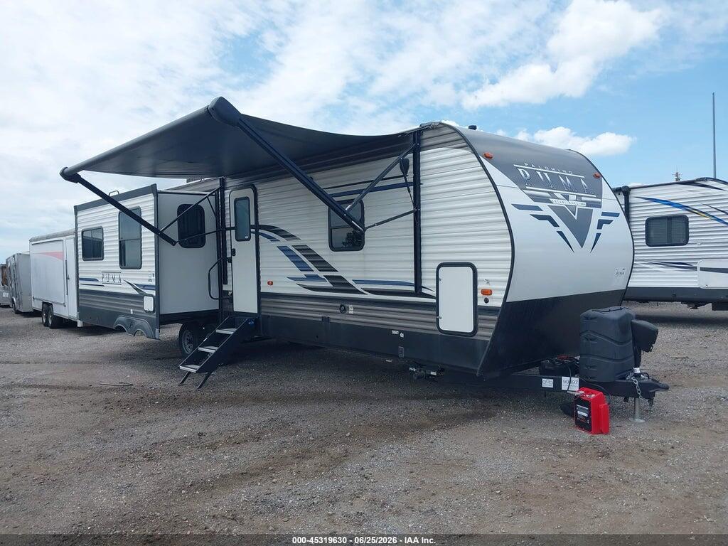 4X4TPUG21MP090497 2021 FOREST RIVER PALOMINO PUMA 31RLQS TRAVEL TRAILER photo no. 1