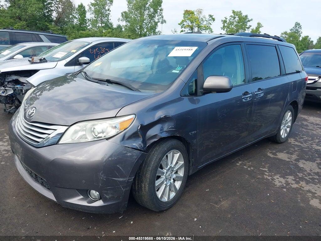 5TDDK3DC6BS002272 2011 TOYOTA SIENNA photo no. 2