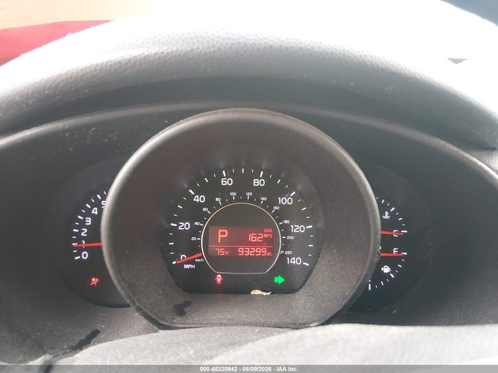 KNDJP3A50G7843256 2016 KIA SOUL photo no. 7