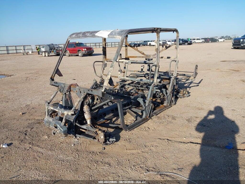 3JBUBAP49PK003768 2023 CAN-AM DEFENDER MAX photo no. 2