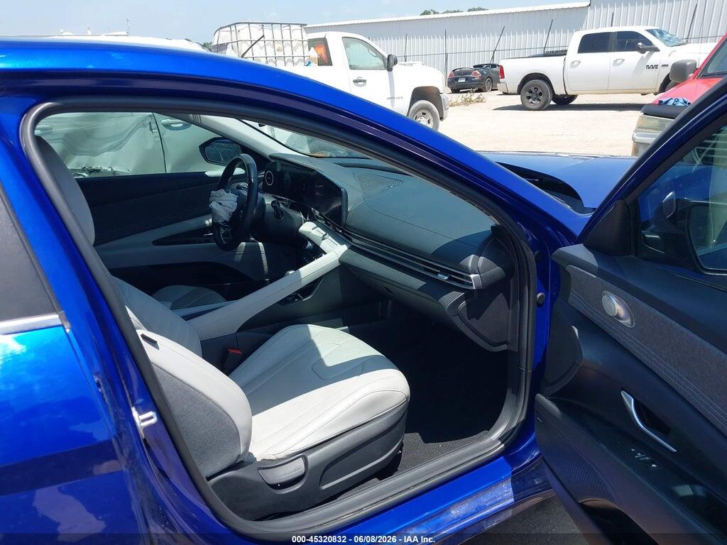 KMHLN4AJ8PU068042 2023 HYUNDAI ELANTRA HYBRID photo no. 5