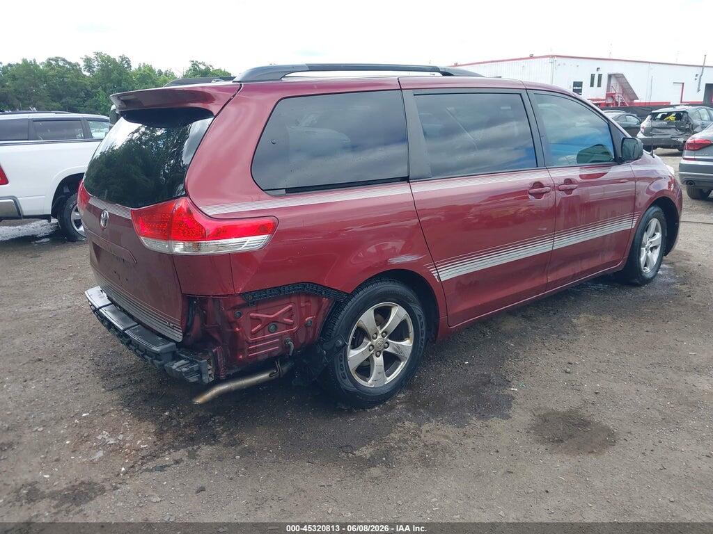 5TDKK3DCXDS284345 2013 TOYOTA SIENNA photo no. 4