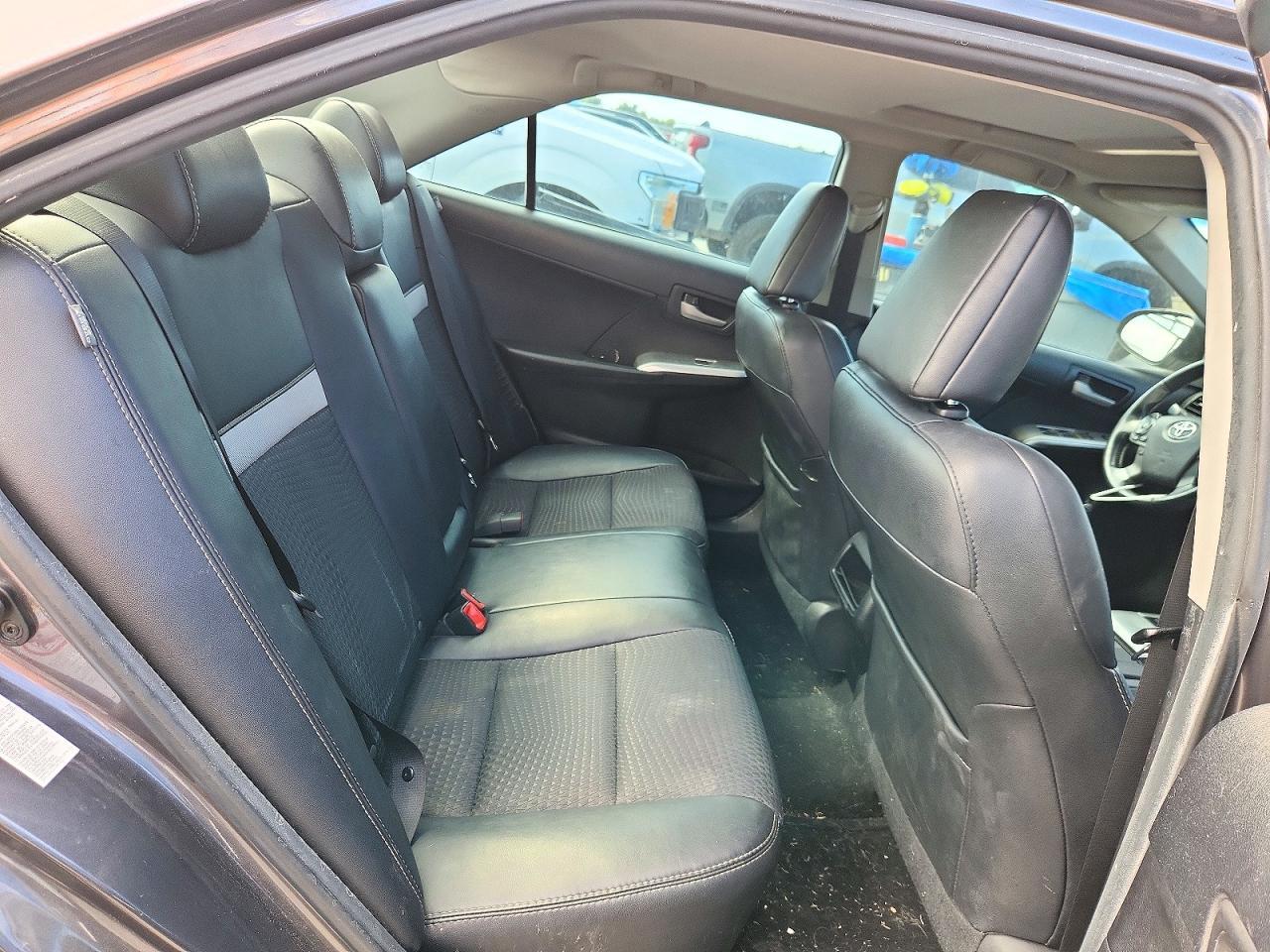 2014 TOYOTA CAMRY HYBRID SE — Фото 10 из 12