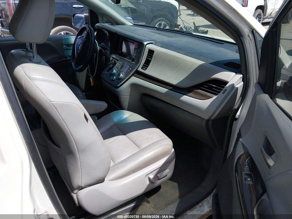 5TDYK3DC1FS557802 2015 TOYOTA SIENNA photo no. 5