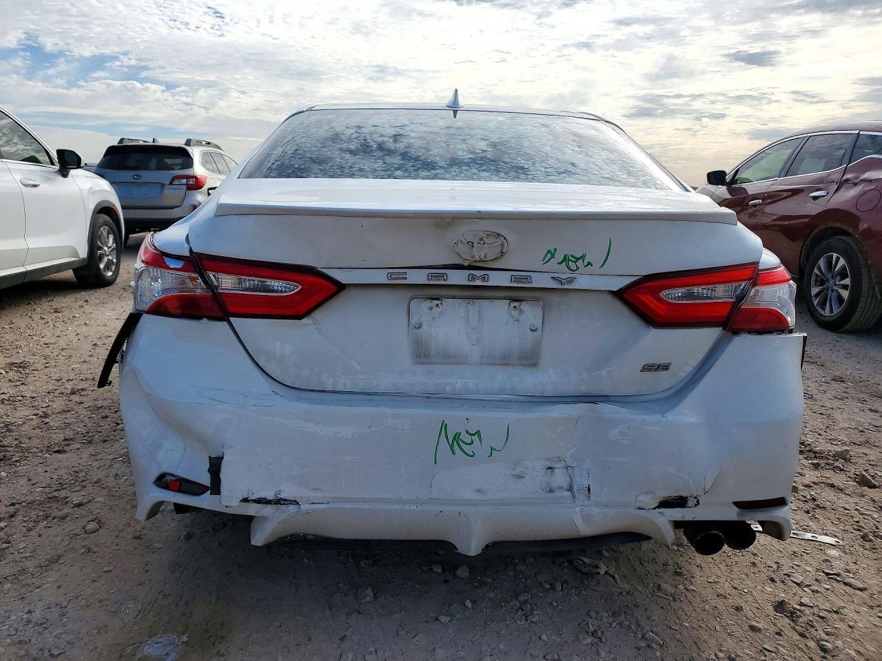 2020 TOYOTA CAMRY — Фото 6 из 12