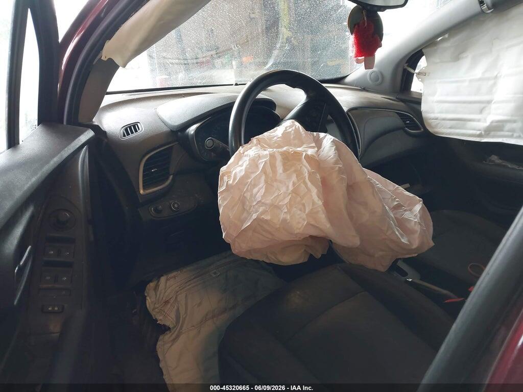 3GNCJPSB3HL229571 2017 CHEVROLET TRAX photo no. 5