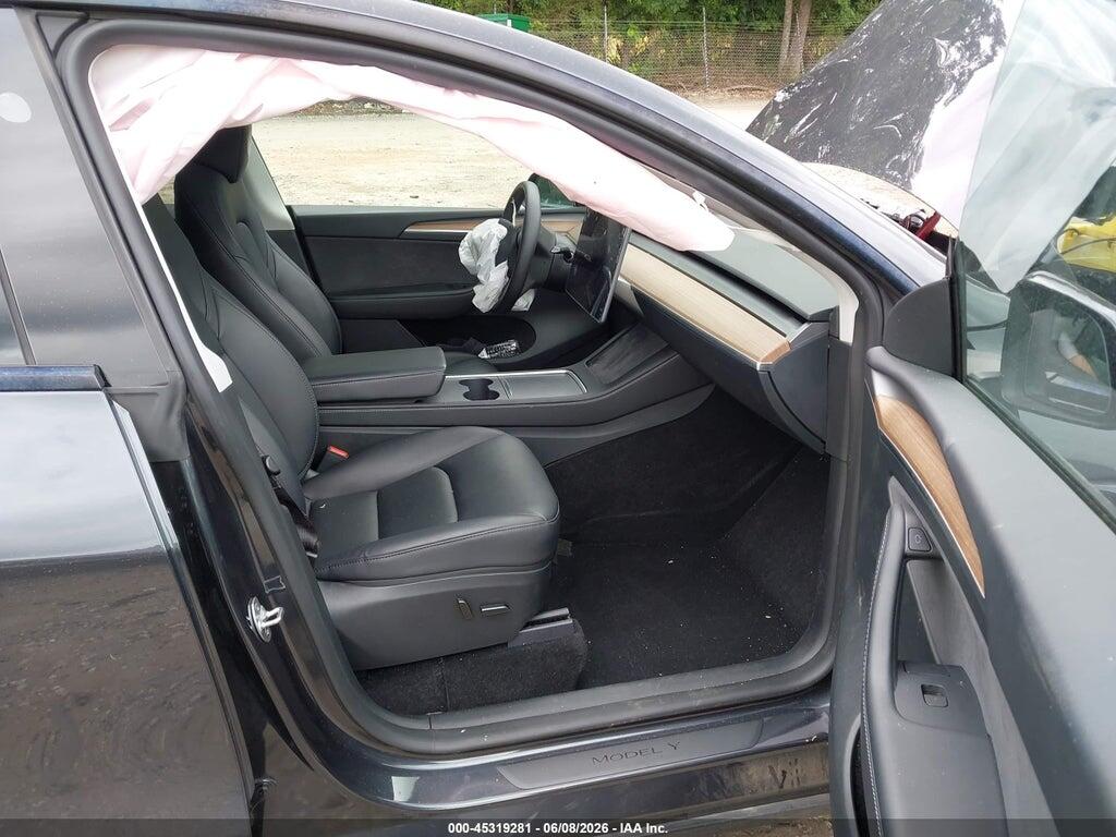 7SAYGDEE5RF995404 2024 TESLA MODEL Y photo no. 5