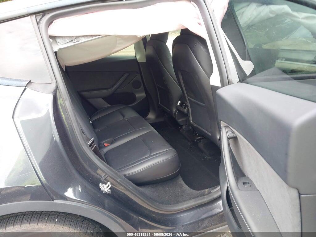 7SAYGDEE5RF995404 2024 TESLA MODEL Y photo no. 8