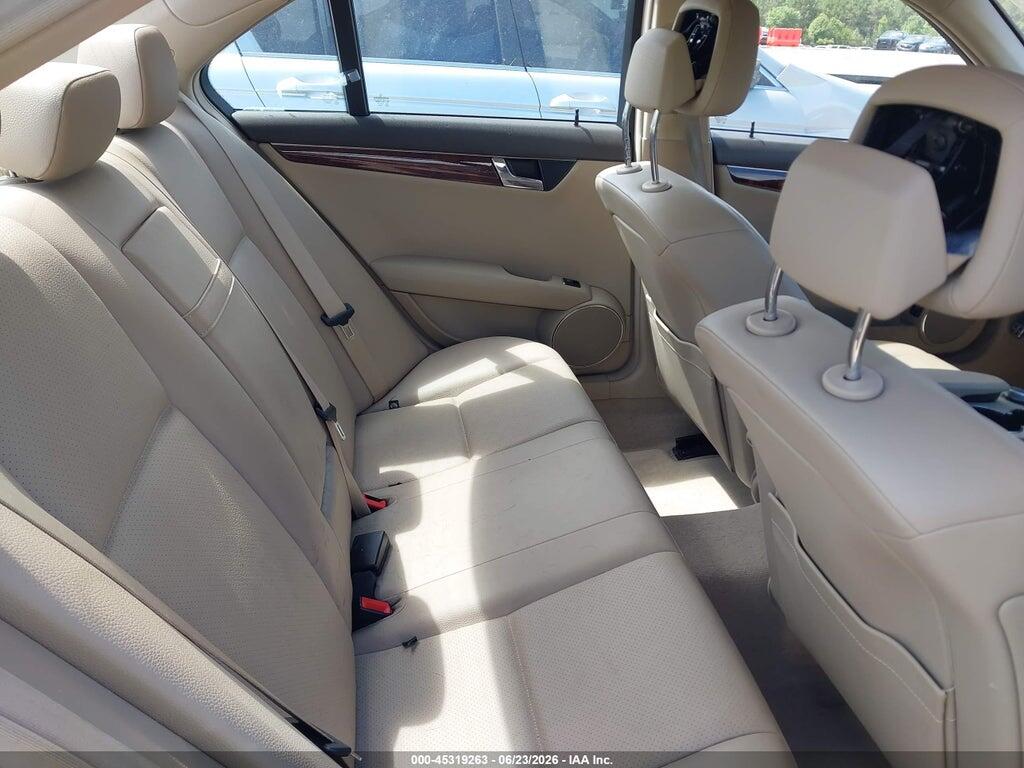 WDDGF5EB8AR123147 2010 MERCEDES-BENZ C 300 photo no. 8