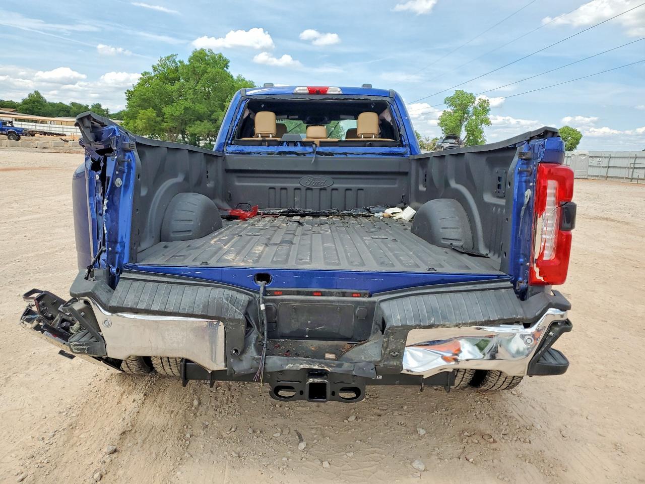 2026 FORD F350 SUPER DUTY — Фото 6 из 13