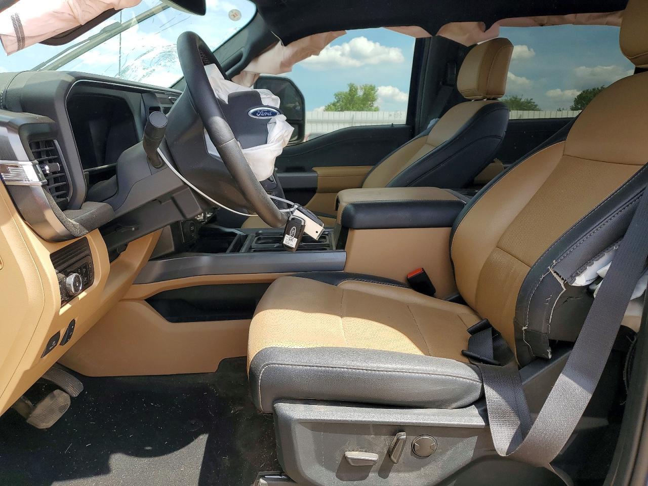 2026 FORD F350 SUPER DUTY — Фото 7 из 13