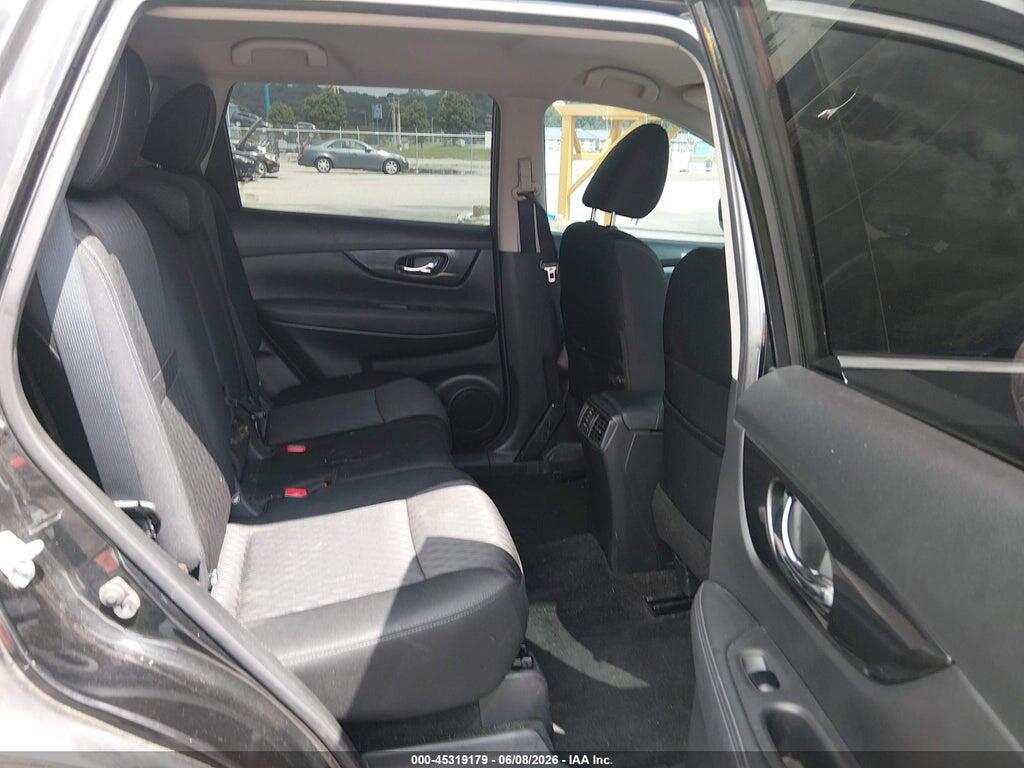 KNMAT2MV9HP564715 2017 NISSAN ROGUE photo no. 8