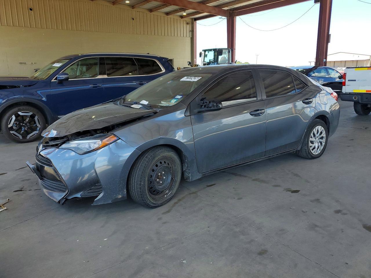 2018 TOYOTA COROLLA LE