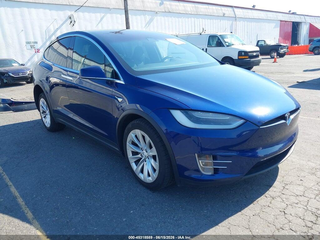 5YJXCDE20JF114123 2018 TESLA MODEL X photo no. 1
