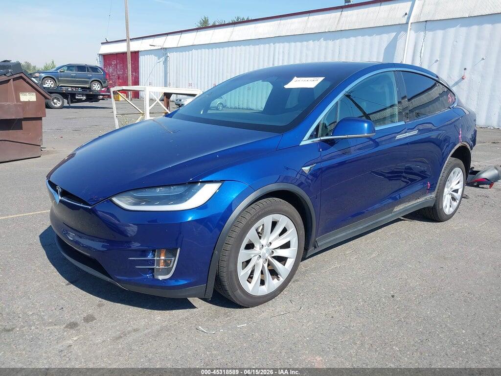 5YJXCDE20JF114123 2018 TESLA MODEL X photo no. 2