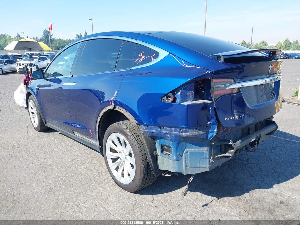 5YJXCDE20JF114123 2018 TESLA MODEL X photo no. 3