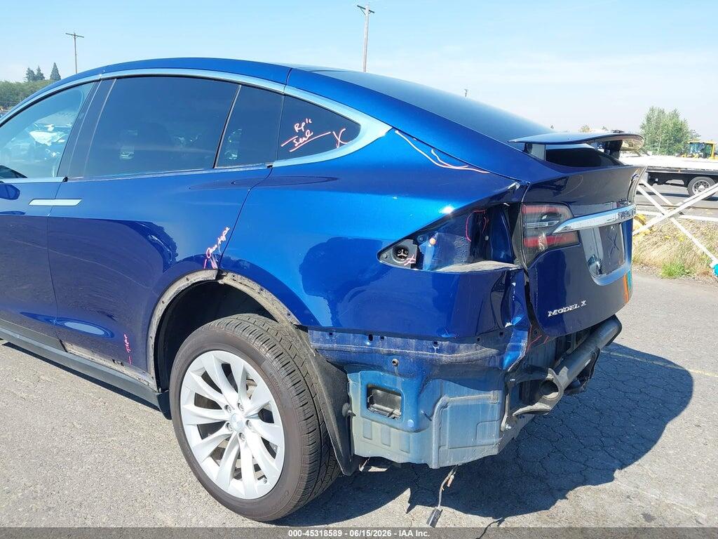 5YJXCDE20JF114123 2018 TESLA MODEL X photo no. 6