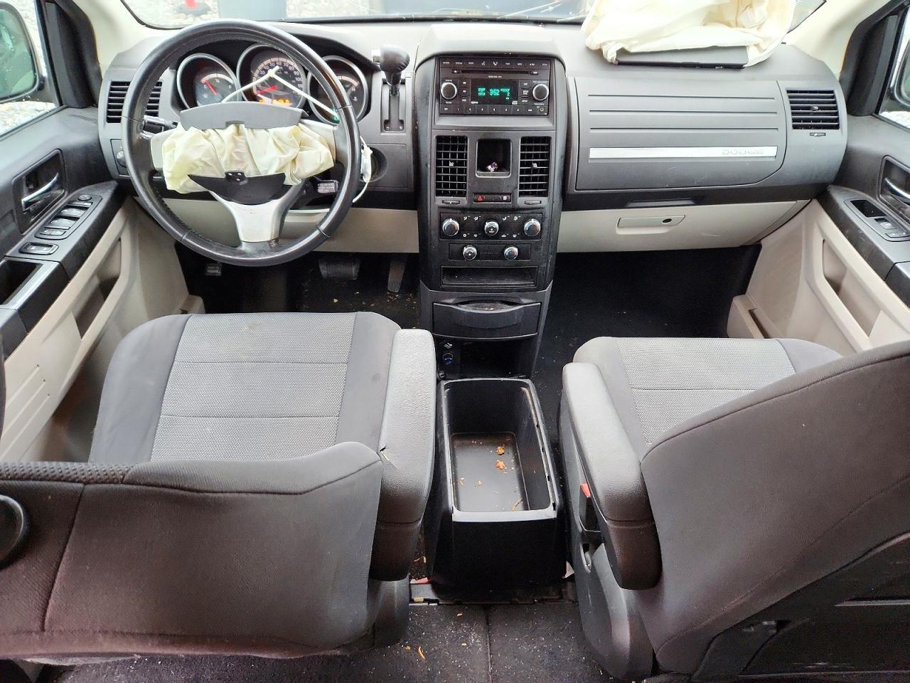 2008 DODGE GRAND CARAVAN SE — Фото 8 из 14
