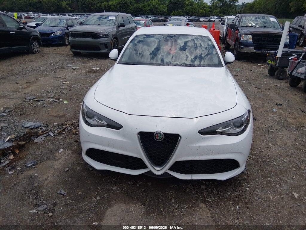 ZARFAECNXH7542257 2017 ALFA ROMEO GIULIA photo no. 12