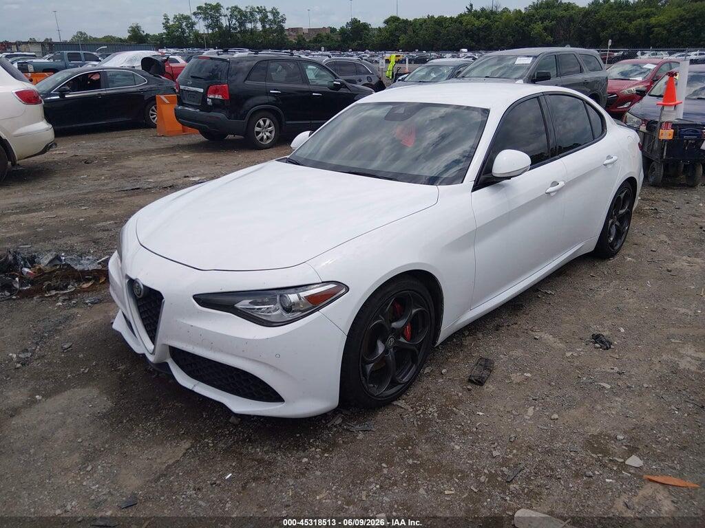 ZARFAECNXH7542257 2017 ALFA ROMEO GIULIA photo no. 2