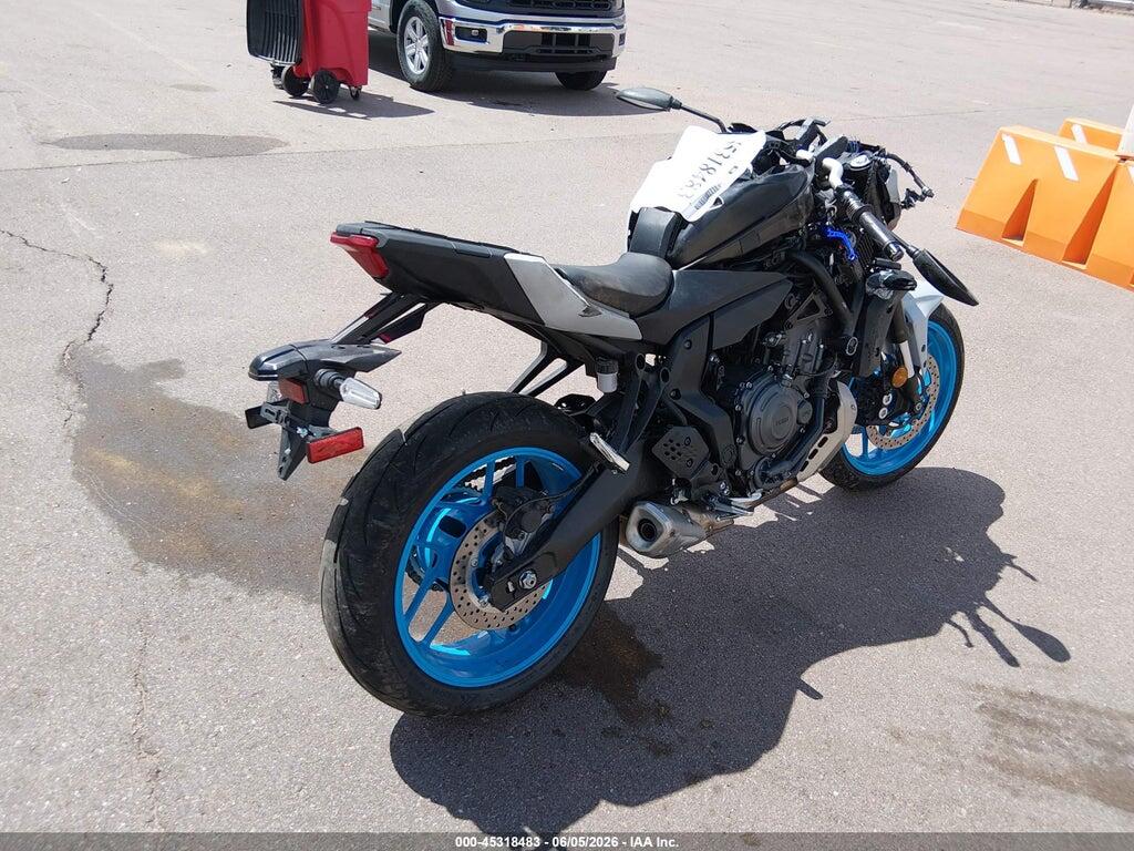 JYARM48Y9SA000715 2025 YAMAHA MTN690 photo no. 4
