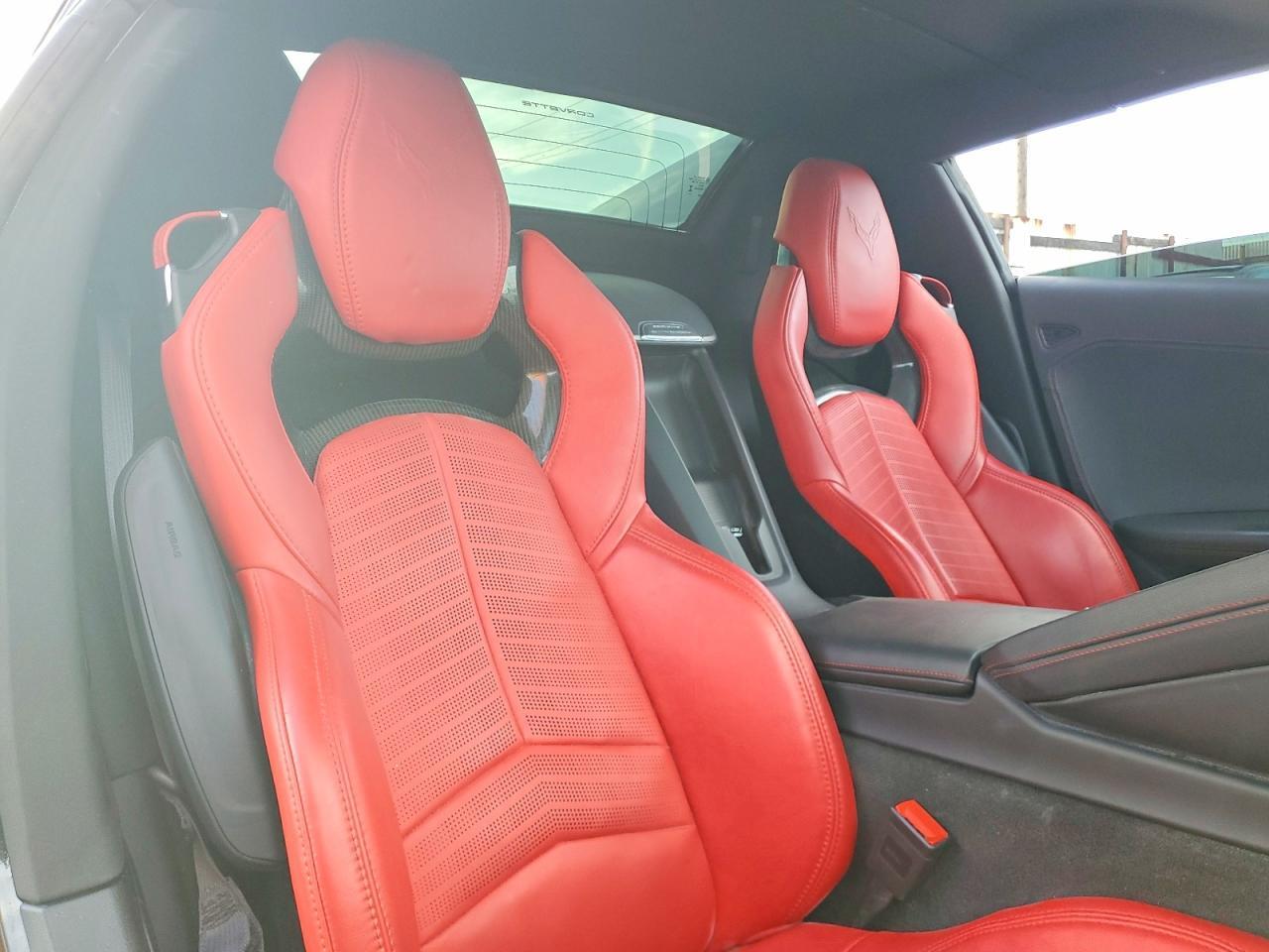 2024 CHEVROLET CORVETTE STINGRAY 2LT — Фото 10 из 12